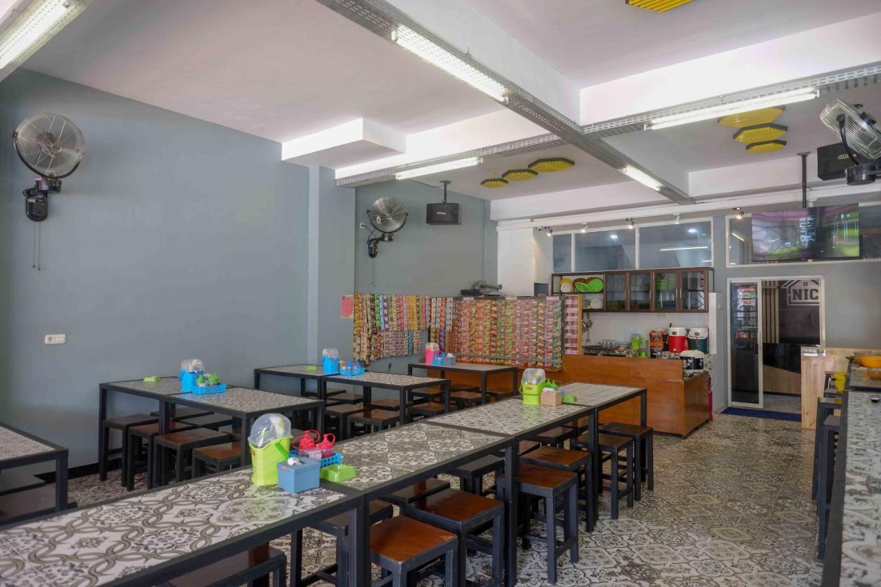 Jatingaleh Reddoorz Plus Near Patung Kuda Undip מראה חיצוני תמונה