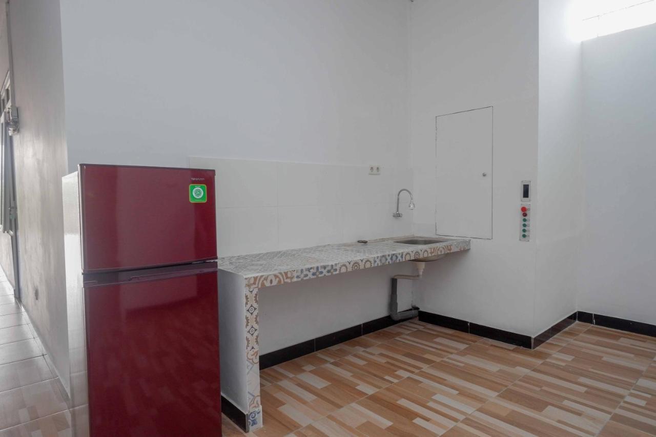 Jatingaleh Reddoorz Plus Near Patung Kuda Undip מראה חיצוני תמונה