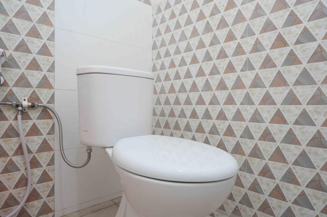 Jatingaleh Reddoorz Plus Near Patung Kuda Undip מראה חיצוני תמונה