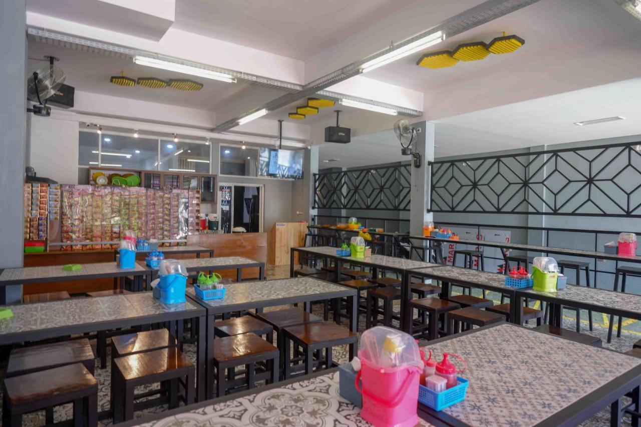 Jatingaleh Reddoorz Plus Near Patung Kuda Undip מראה חיצוני תמונה